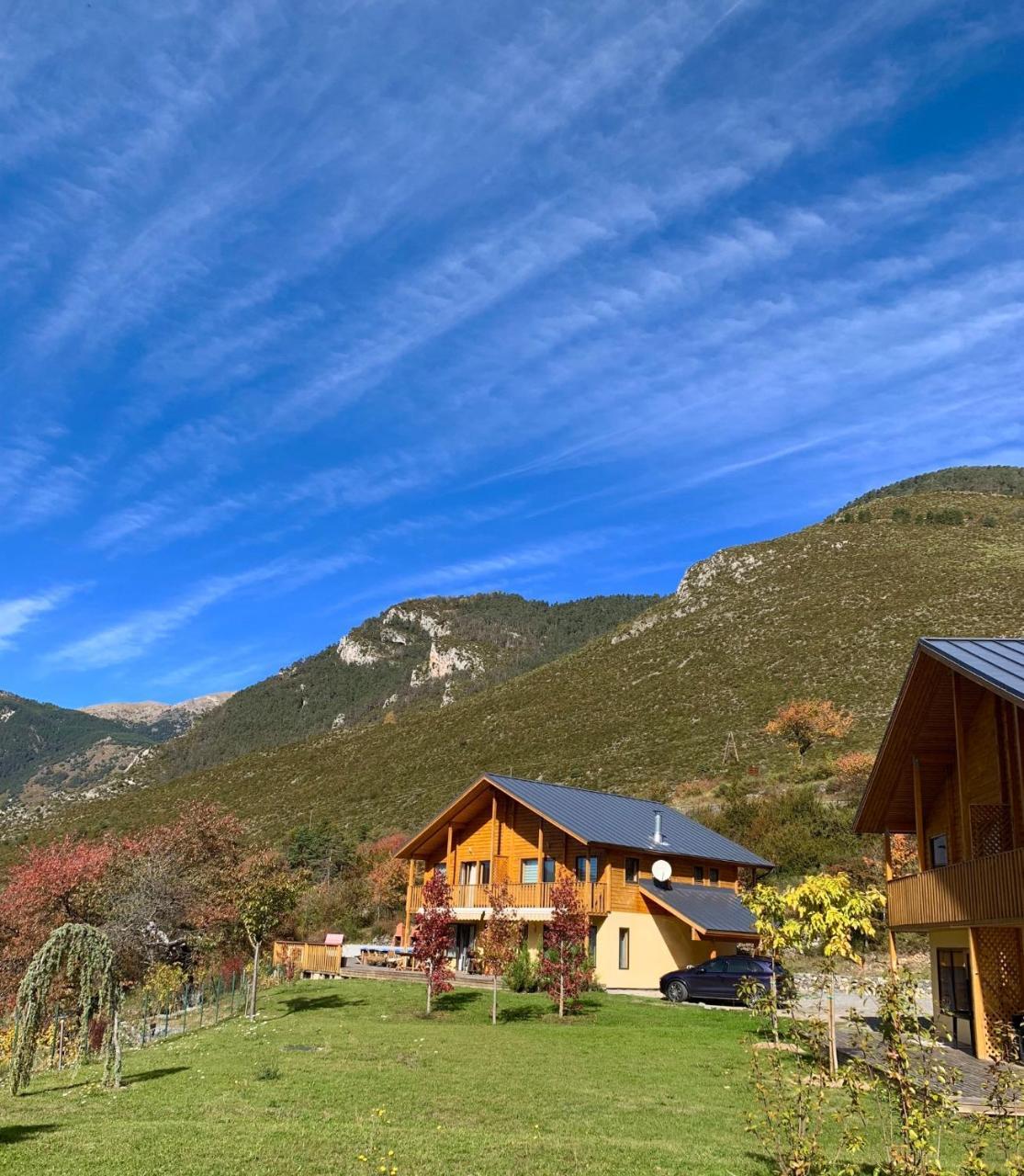 Les Chalets Fleurs De France - Kota Saint-Dalmas Ngoại thất bức ảnh